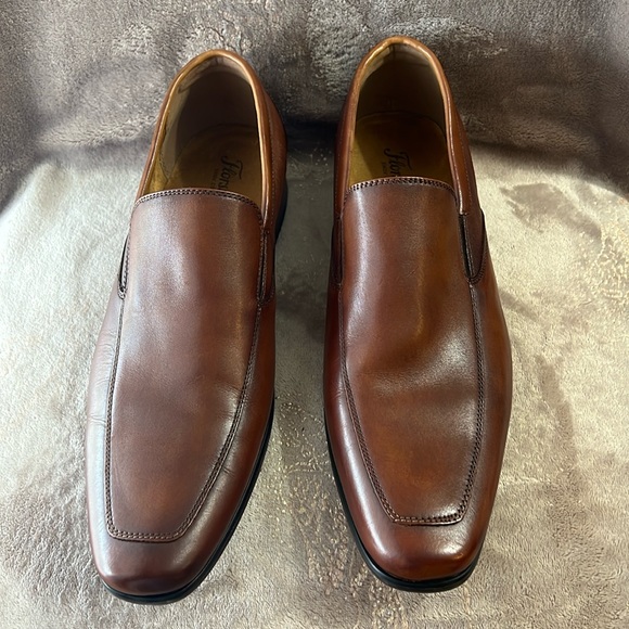 Florsheim Leather Upper Slip On Moccasins - Picture 3 of 9